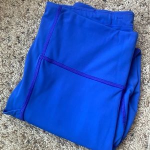 athleta Salutation Stash leggings